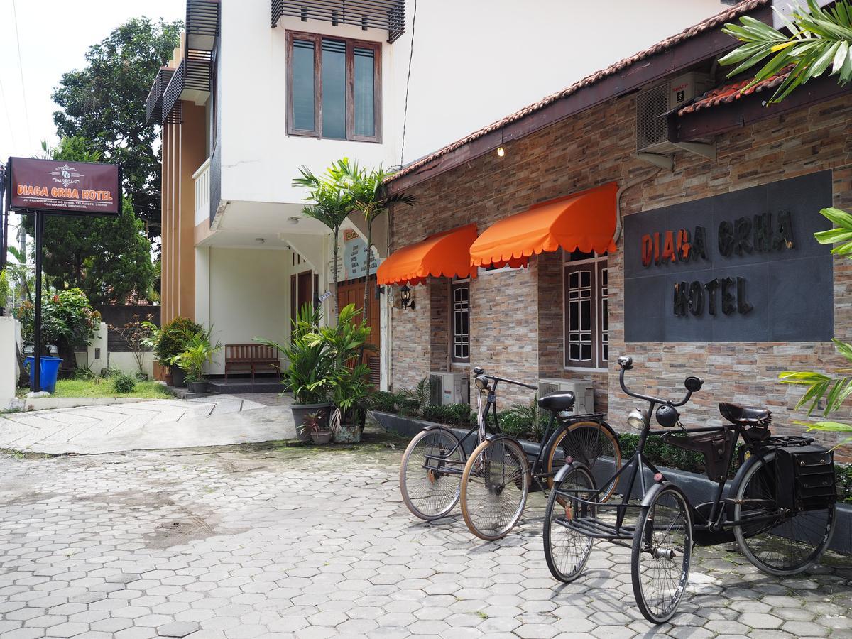 Diaga Grha Hotel Yogyakarta Exterior foto